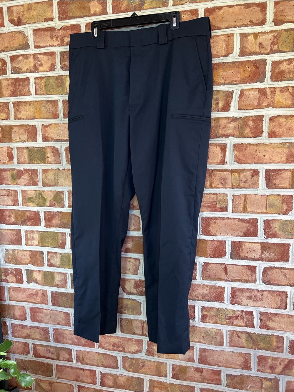 Blauer Men's Dark Navy Dress Pants size 38 Regular